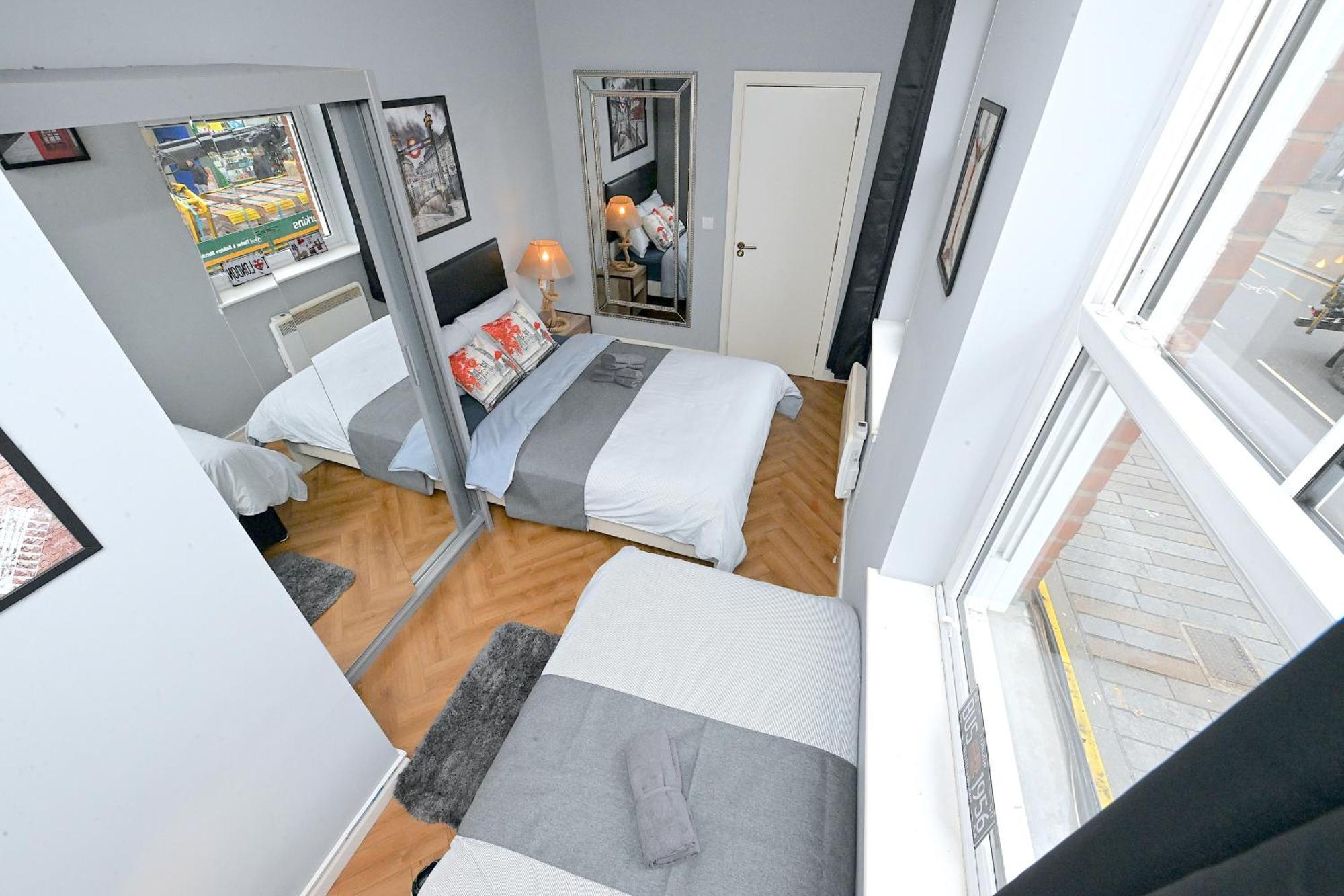 1 Bedroom Flat In Wood Green Piccadilly Line London Exterior photo